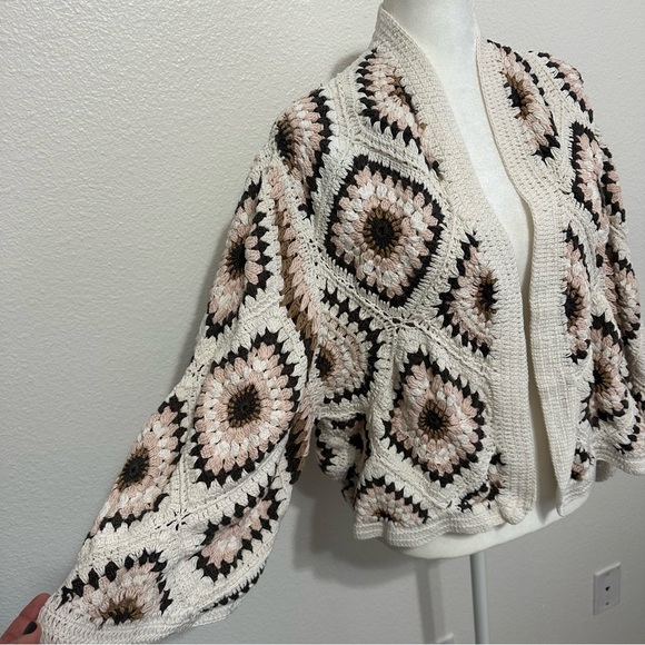 Anthropologie Amber Crochet Cardigan Sweater O/S Cream Granny Square Cottagecore - Picture 3 of 12